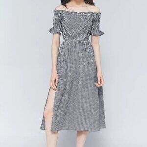 URBAN OUTFITTERS Kimchi Blue Gingham Midi Dress, size S